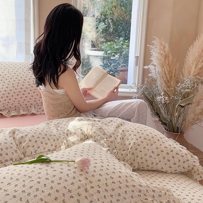 BuLuTu Vintage Bellflower Print Duvet Cover for King Bed, Soft Lightweight Muslin Cotton Bedding Quilt Cover 90"x104", Floral Ruffled Comforter Cover Zipper Closure, 4 Ties, No Pillow