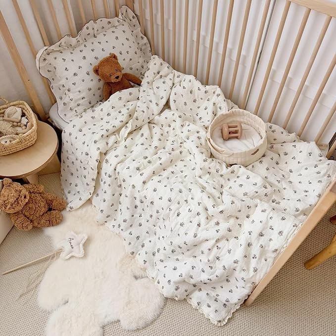 BuLuTu Musiln Cotton Kids Quilt Twin Size Bed Blanket Chic Pansy Floral Print Comforter for Girls Boys Children Bedroom, Soft Breathable Kids Comforter with Lace Edges, 60x78 Inches