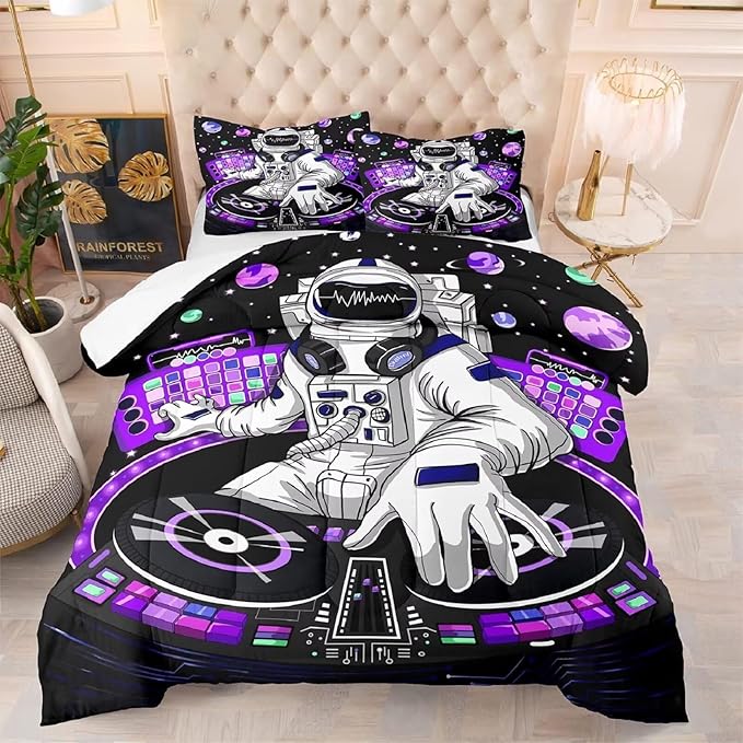 kxry Space Astronaut Galaxy Comforter Sets Full Size Outer Space Themed Bedroom Decor Bedding Sets Black and Purple Bedding Quilt for Kids Teen Girls 1 Comforter+ 2 Pillowcases