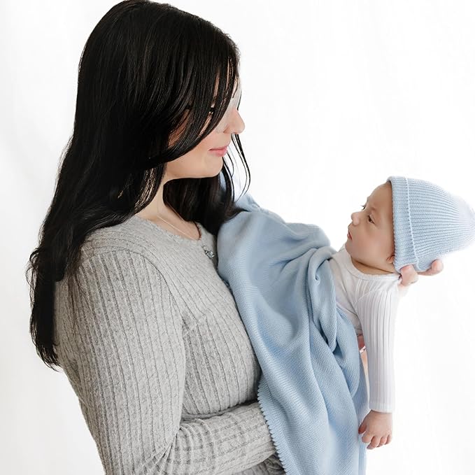 Luxe Collection 100% Organic Luxury Knit Baby Blanket + Hat Gift Set (Sky Blue)