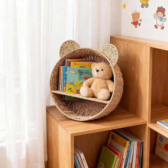 Bear-Shaped Rattan Wall Shelf – Handmade Woven Nursery Bookshelf for Kids Room, Boho Wall-Mounted Storage Organizer for Toys, Books & Décor