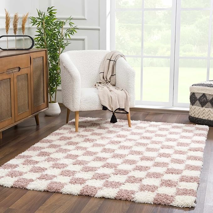 BoutiqueRugs Atira Modern Checkered Shag Area Rug - High Pile Fluffy Shaggy Carpet for Entryway, Living Room, Nursery, Playroom, Girls Boys Room - Pink, Cream, White, Blush, Rose - 4' x 6'