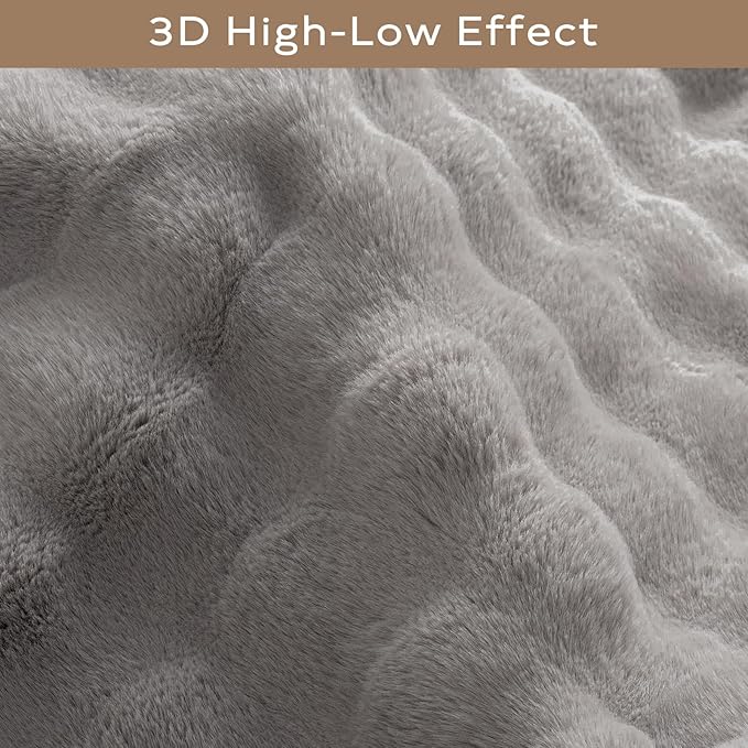 Ashler Faux Rabbit Fur Rug - Light Grey 6 FT Fluffy Soft Runner, Rectangle Fuzzy Carpet for Living Room, Bedroom, Machine Washable Shaggy Nursery Rug - 3D Bubble
