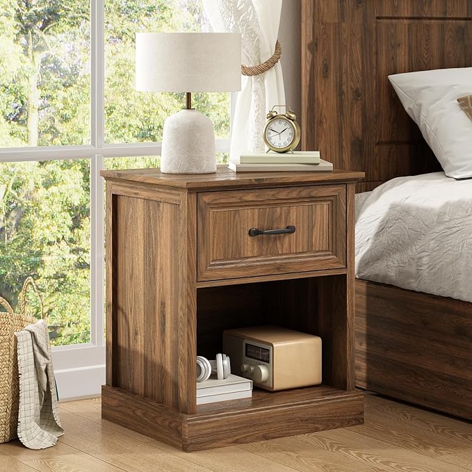 CARPETNAL Farmhouse Dresser and Nightstand Sets for Bedroom, 3 Pcs Bedroom Set, 8 Drawer Dresser & Nightstand Set of 2, Modern Wood Chest of Drawers for Bedroom, Living Room, Entryway, Brown