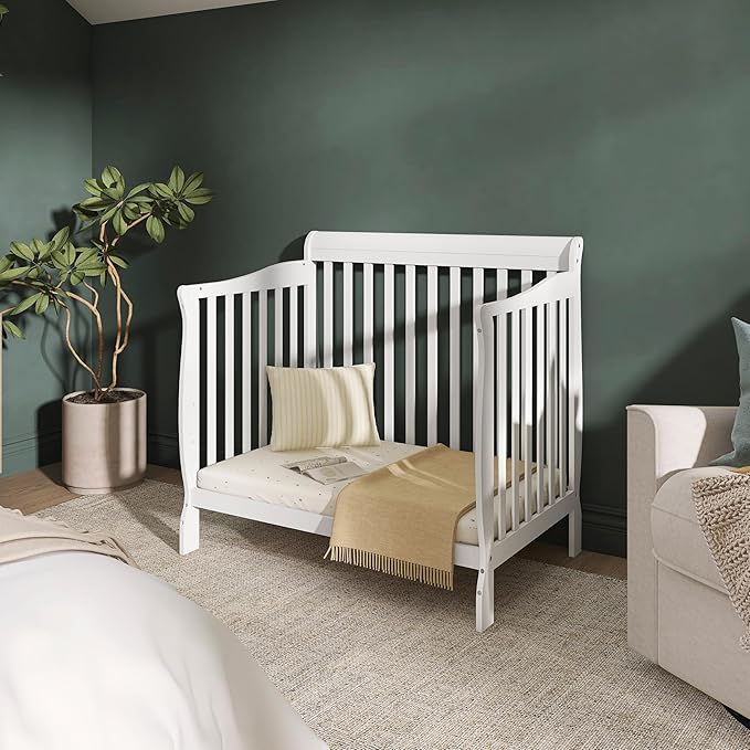 Dream On Me Aden 4-in-1 Convertible Mini Baby Crib in White, GreenGuard Gold & JPMA, Sustainable Pinewood, Non-Toxic Finish, 3 Mattress Heights, Converts to Mini Day & Twin-Size Bed