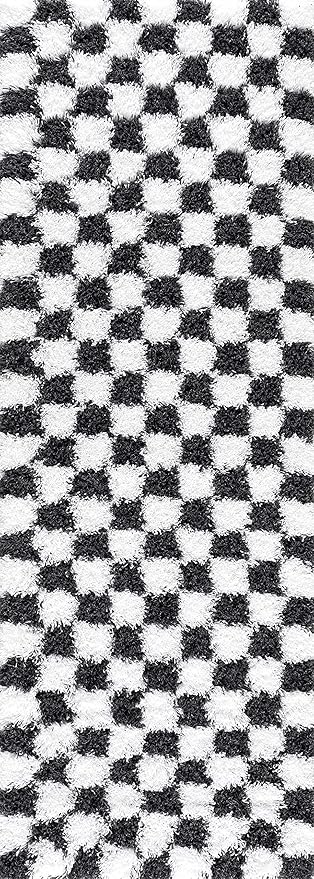 BoutiqueRugs Atira Black and White Modern Checkered Shag - High Pile Fluffy Shaggy Carpet -Kids Room, Nursery, Living Room, Bedroom, Playroom, Dorm Room - White, Black - 4' x 6'