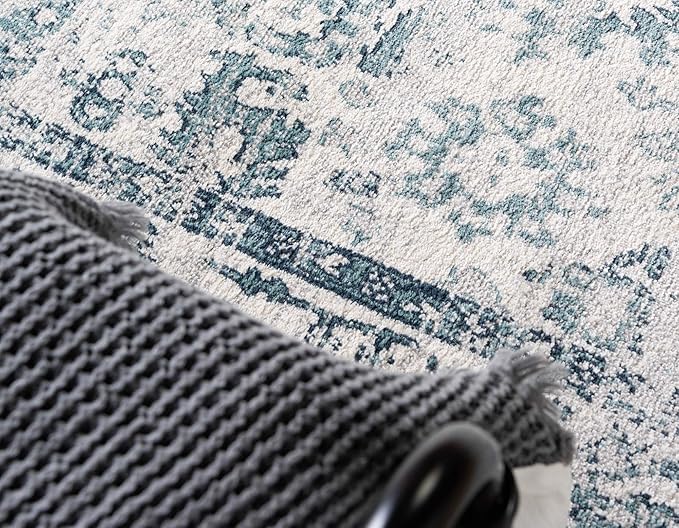 Rugs.com Charleston Collection Rug – 4' x 6' Ivory Low-Pile Rug Perfect for Living Rooms, Large Dining Rooms, Open Floorplans