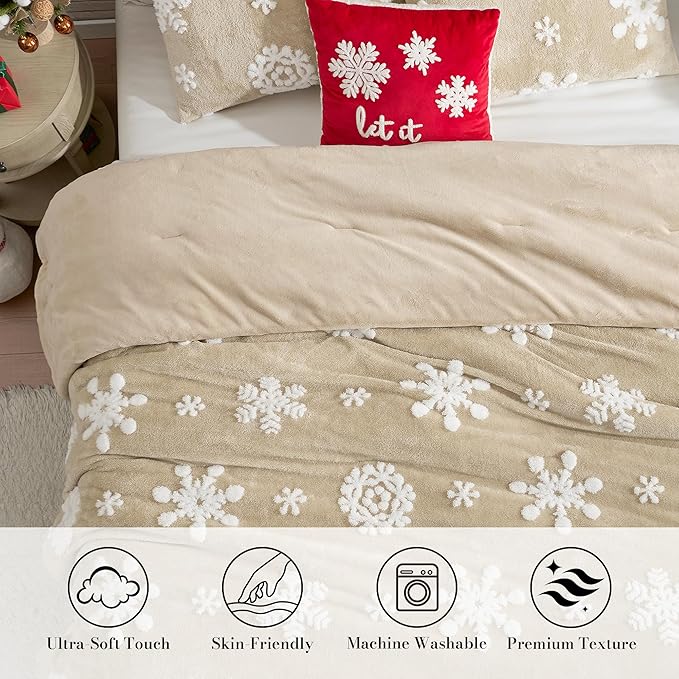 Amélie Home Christmas Comforter Set King, Beige Snowflake Comforter Set, Super Soft Fluffy Fleece Bedding Set for Winter, 3 Pieces, 1 Cozy Comforter and 2 Pillowcases