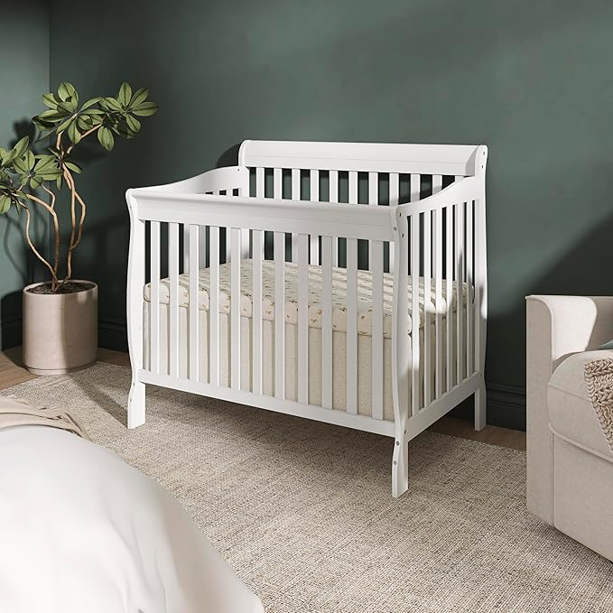 Dream On Me Aden 4-in-1 Convertible Mini Baby Crib in White, GreenGuard Gold & JPMA, Sustainable Pinewood, Non-Toxic Finish, 3 Mattress Heights, Converts to Mini Day & Twin-Size Bed