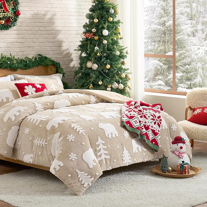Amélie Home Christmas Comforter Set King, Fluffy Fleece Bedding Set with Polar Bear, Beige Plush Bedding Set for Winter, 3 Pieces, 1 Soft Comforter and 2 Pillow Shams