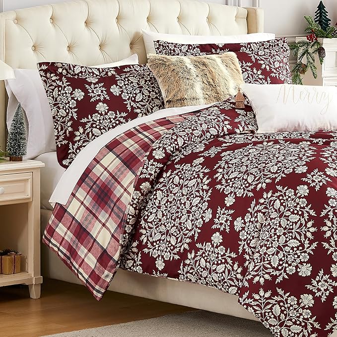 Southshore Fine Living, Inc. 5-Piece Christmas Comforter Set Queen, Red & White Christmas Bedding Set, Plaid Comforter Queen/Full, 2 Throw Pillows, 2 Shams, Holiday Bedding - Christmas Carol