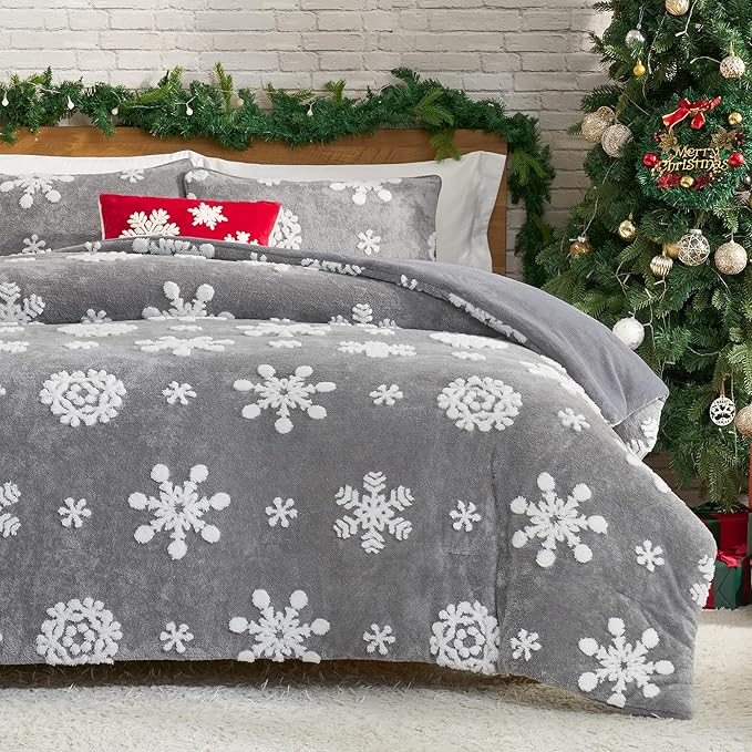 Amélie Home Christmas Comforter Set Queen, Fluffy Fleece Bedding Set with Christmas Snowflake, Grey Plush Comforter for Winter, 3 Pieces, 1 Soft Comforter and 2 Pillow Shams